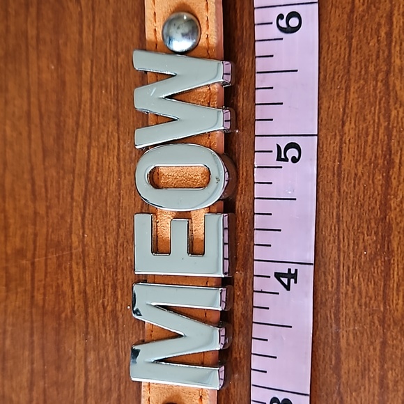 BCBG "MEOW" on Orange Leathery Bracelet - Picture 5 of 8